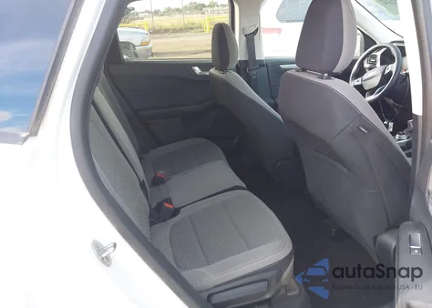 2021 Ford Escape Se z USA, uszkodzony, nr VIN 1FMCU9G6XMUB03355